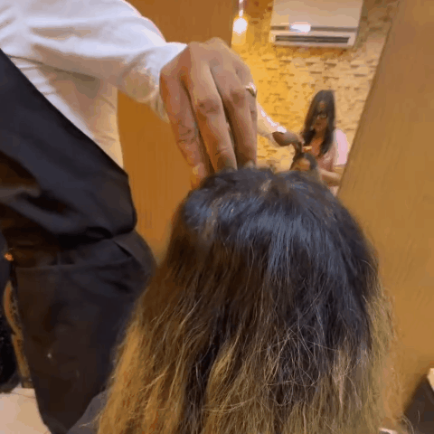 shbcosmeticos_1790355664_3994114442672901484_8330637546.gif